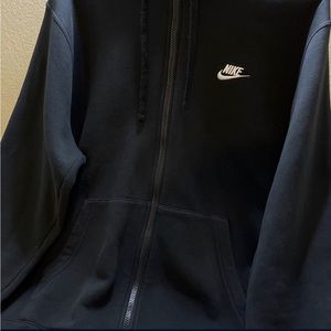 Black Nike full zip up hoodie,side XL,barely been used.